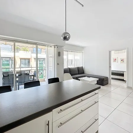아파트 57m2 - 2 Chambres, Terrasse, Croisette-martinez *