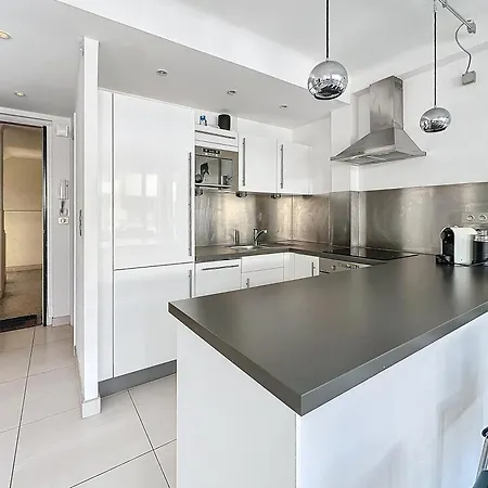 57m2 - 2 Chambres, Terrasse, Croisette-martinez Apartment