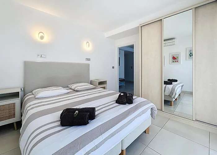 Apartment 57m2 - 2 Chambres, Terrasse, Croisette-martinez Cannes